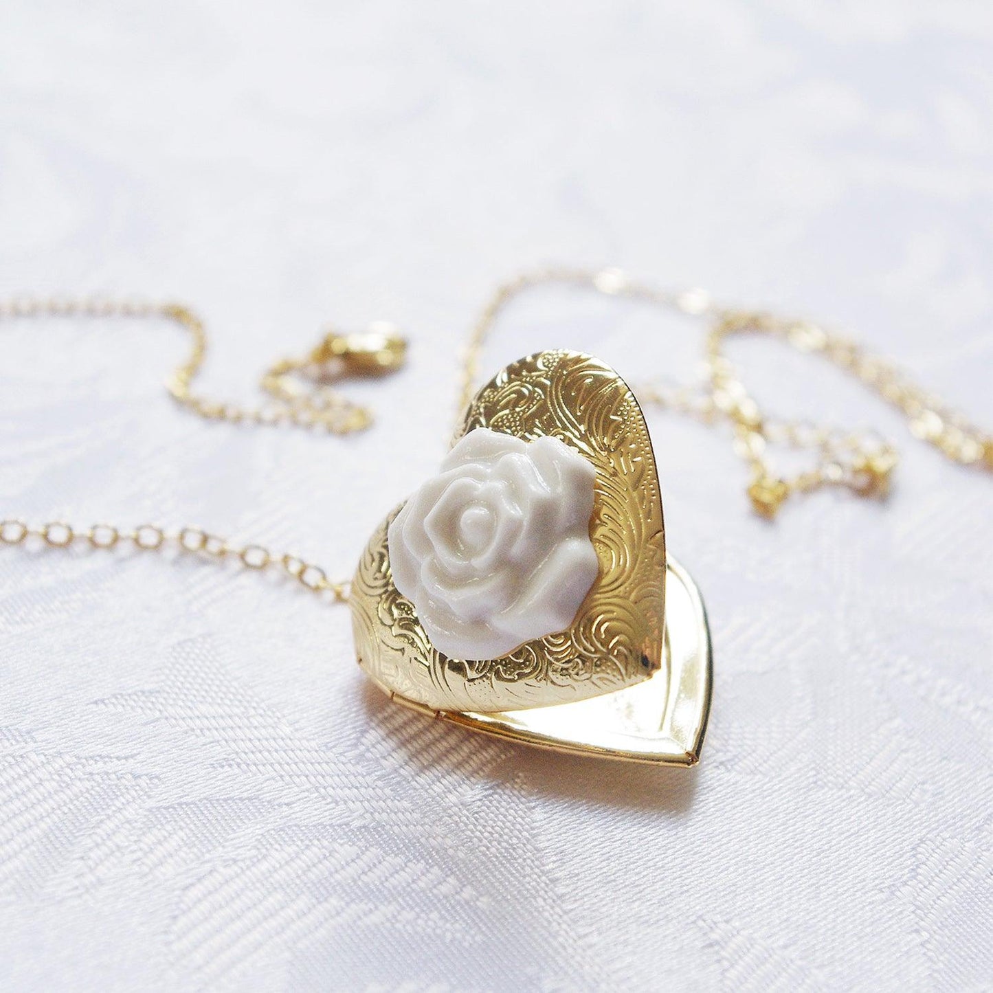 Classic Heart Locket With Porcelain Rose Pendant Necklace - Luxverse