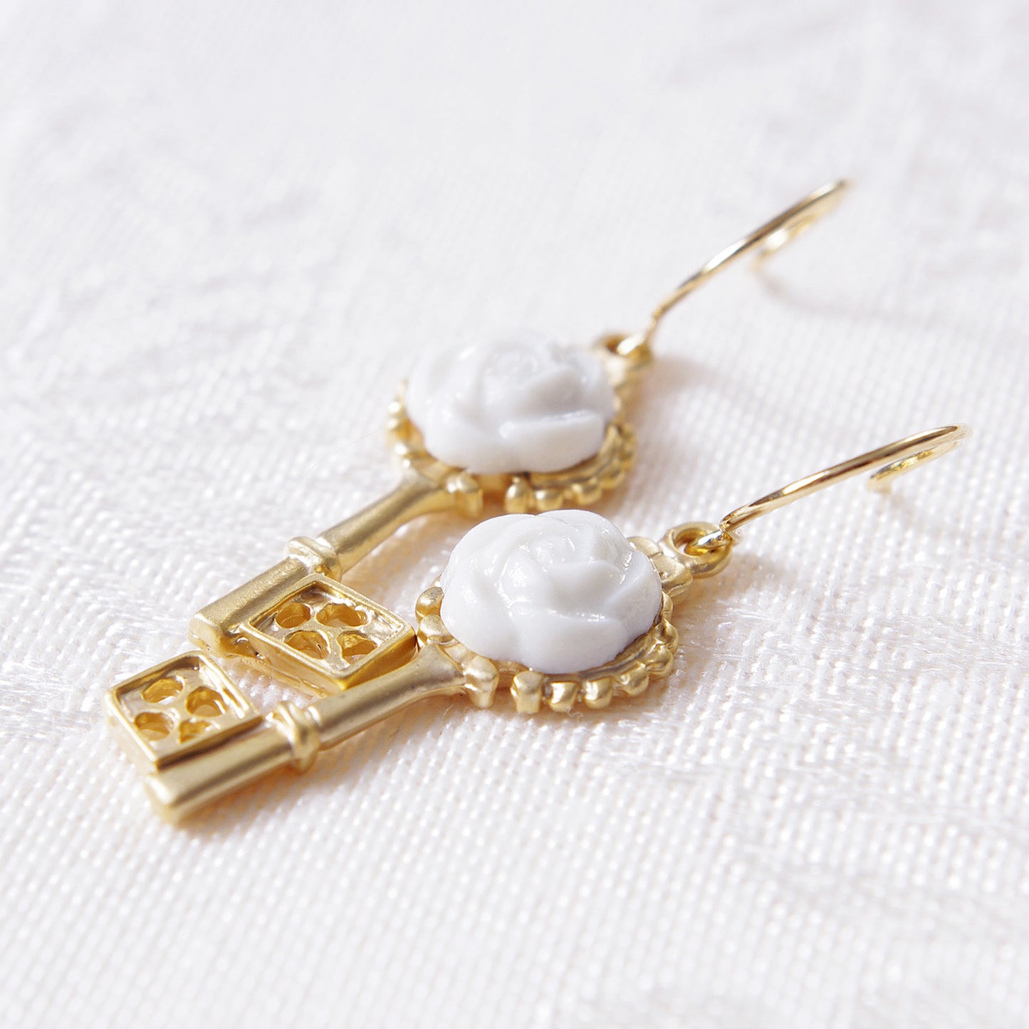 POPORCELAIN Porcelain Camellia Golden Key Earrings