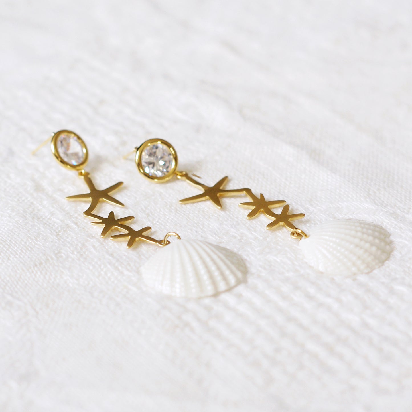 POPORCELAIN Crystal Star Porcelain Seashell Earrings