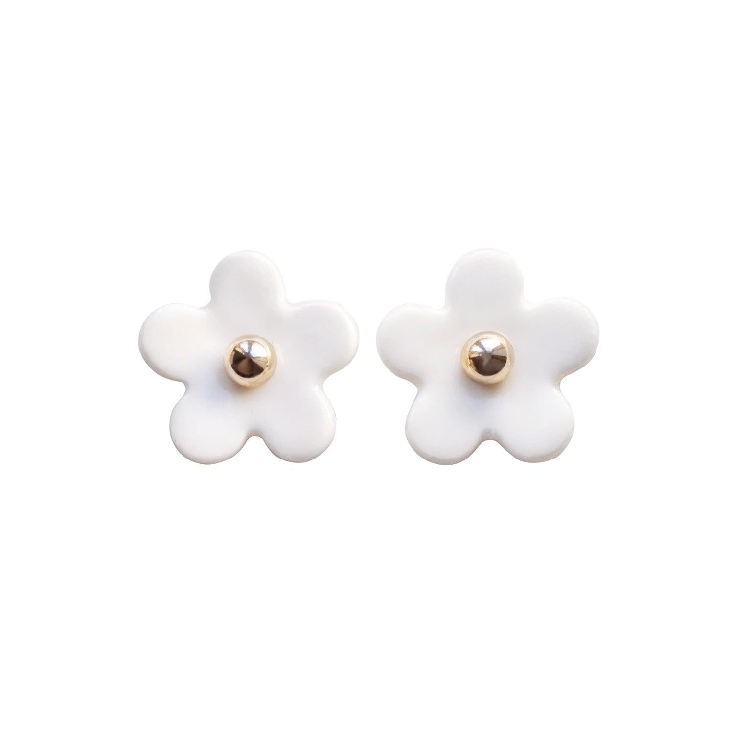 Everyday Porcelain Daisy Stud Earrings - Luxverse